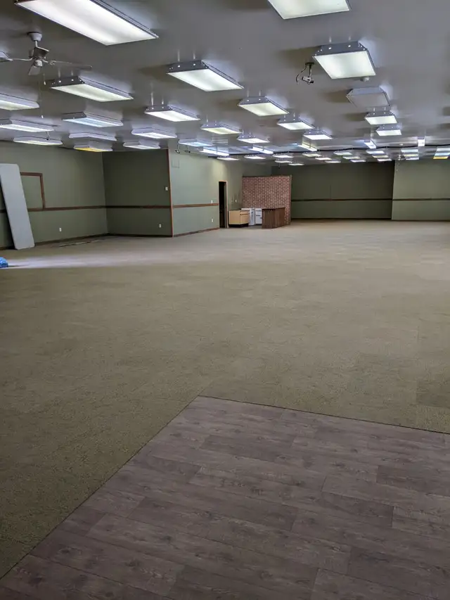 COMMERCIAL 4500 SF SPACE FOR RENT