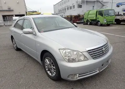 2007 Toyota Crown Royal (Right-Hand Drive) – Excellent Condition Selling my 2007 Toyota Crown Royal....