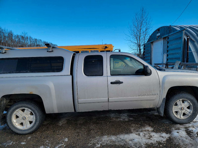 2007 Chevy Silverado 1500 in Cars & Trucks in St. Albert