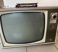 Télévision Zenith portable vintage 