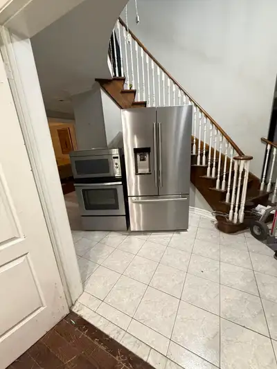 Must go 36w 27d JenAir retails $7k can DELIVER, View more