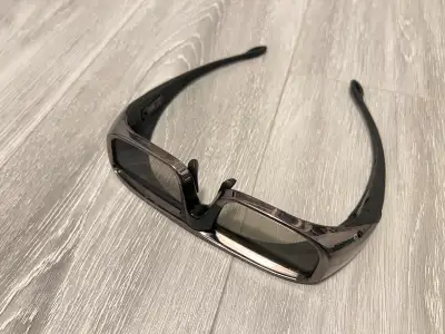 2x SONY 3D Active Glasses, TDG-BR100 for Sony Bravia TV w/ Bags, View more