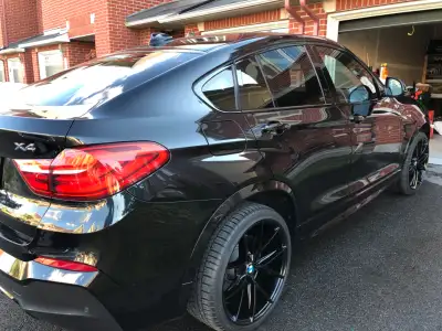 New condition, BMW staggered wheels & tires set, tires are new, front 255/35R20 & Back 285/30R20, wh...