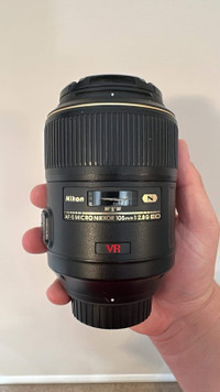 Nikkor 105mm f2.8 Lens