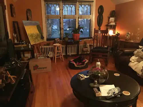 5½ de 1500 pi², 2 chambres fermées, haut de duplex, balcon privé, entrée laveuse/sécheuse, plancher...
