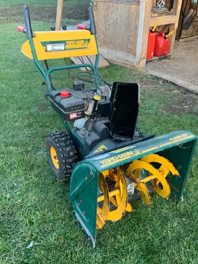 25”- 8.5 hp MTD Yardman Electric start