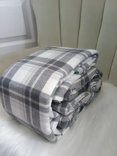 Single bed flannel sheet set, suits all mattress height, nego, View more