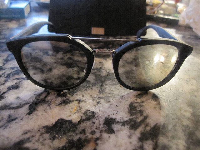 Hugo Boss Sunglasses Boss 0777/S Brand New Made in Italy & Case in Men's in City of Toronto - Image 2