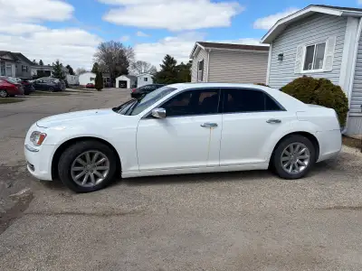 160000 km Has safety New battery and starter and alternator Has check engine light I am moving and n...