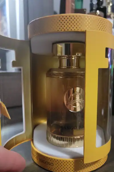 Recently bought Unisex fragrance that I wasn't too in to, 95% full, in box.