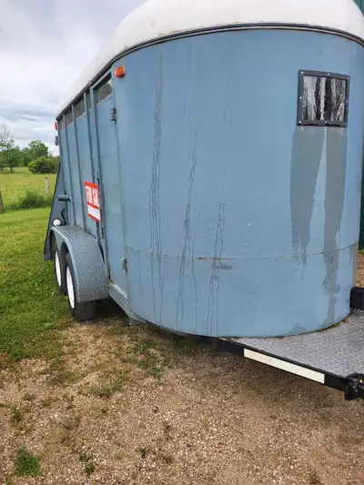 Two horse trailer 