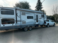 2014 Open Range Light 269 BHS 32 ft Trailer.