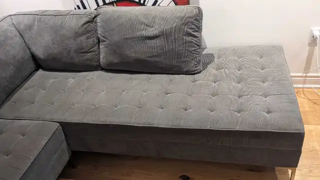 Gray Structube couch in Couches & Futons in City of Toronto - Image 5