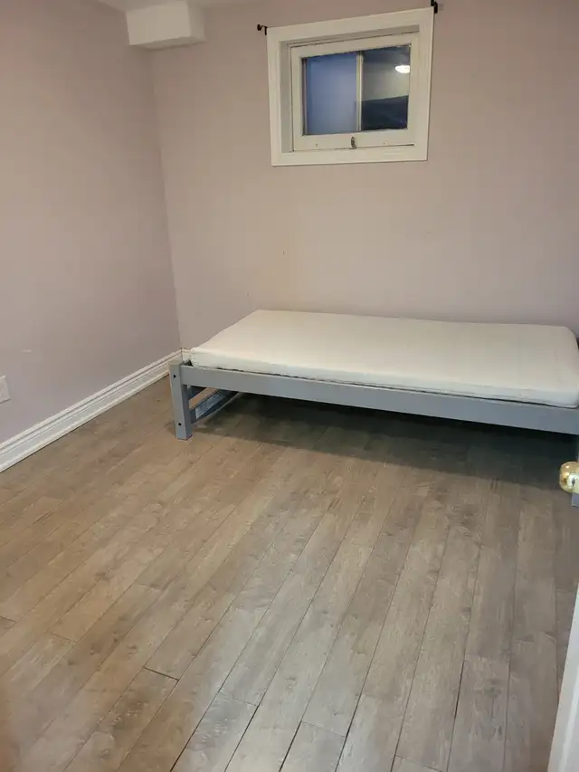 CLEAN ROOM FOR RENT, 1Gbps unlimited WIFI included $925/Month-ne