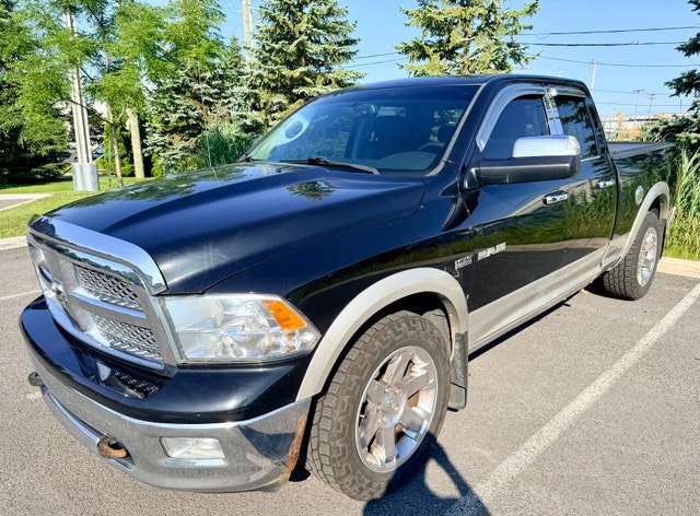 Dodge RAM 1500 Laramie 2010 4x4 – Tout équipé - HEMI V8 - Roll-N