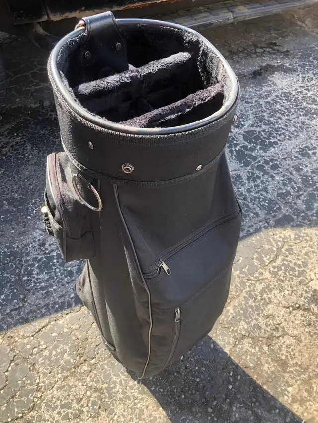 Spalding Top Flite Golf Bag in Golf in Peterborough - Image 4