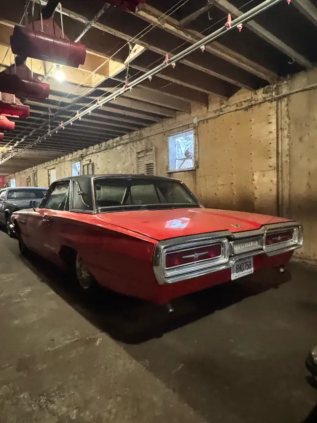 4 Classis Cars for sale- Barn Clearing  in Classic Cars in Kitchener / Waterloo - Image 4
