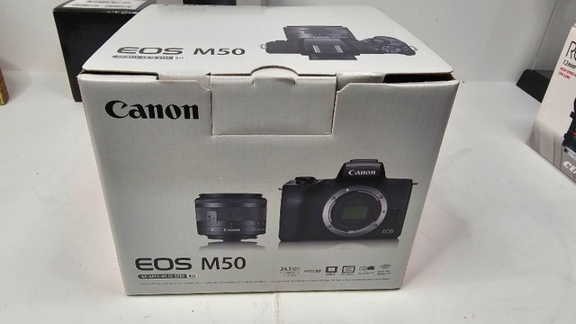 Canon EOS M50 with Canon 11-22 EF-M lens in Cameras & Camcorders in City of Toronto