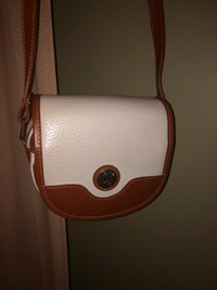 Chenson white and brown purse