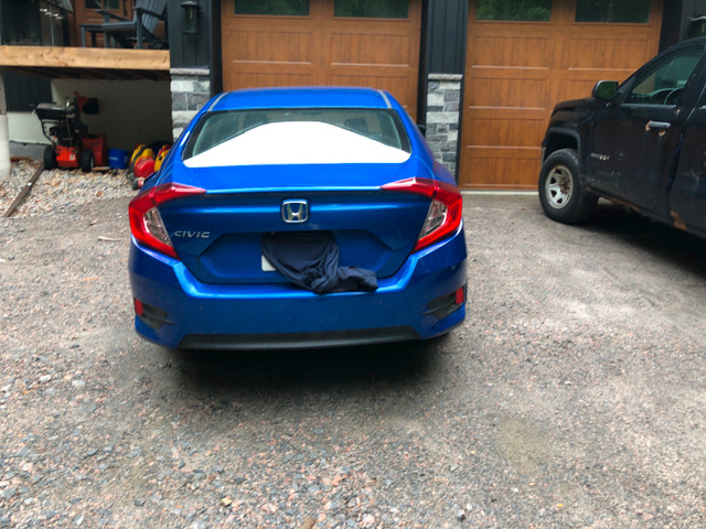 2017 Manual Honda Civic in Cars & Trucks in Muskoka - Image 3