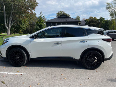 2022 Nissan Murano Midnight Edition - Lease takeover $0 Down