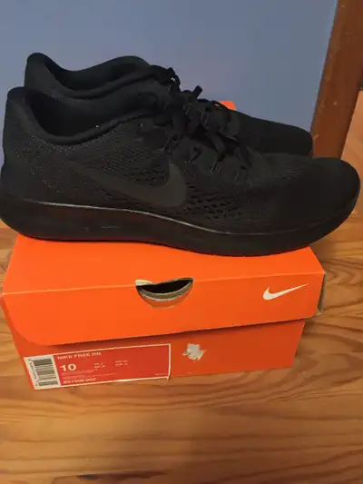 Nike Free RN - Size 10, View more