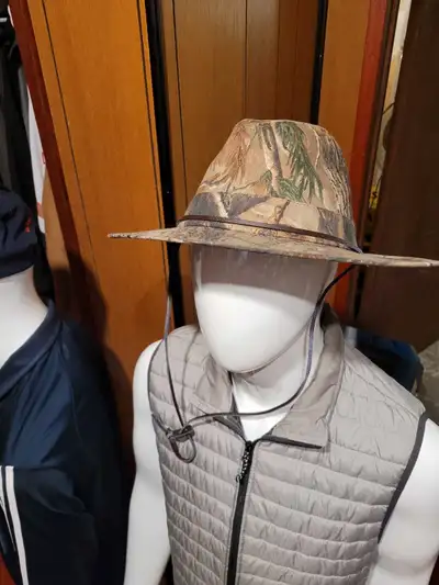 Mens Signature  Hat, View more