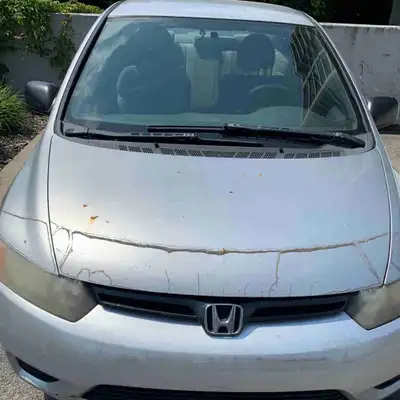 2007 Honda Civic coupe ,beaucoups de réparations faites depuis achat 2022 freins,crémaillère,suspens...