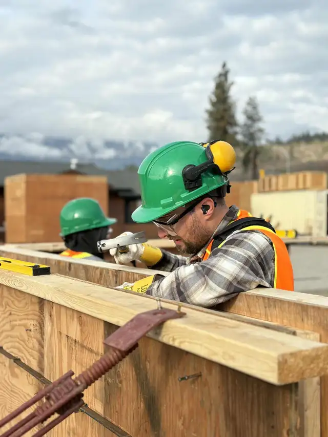 Free Carpentry Training! in Classes & Lessons in Terrace - Image 3