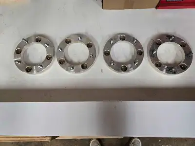 1" Aluminum wheel spacers for Can am. Had them on a 2017 Can am Renegade. No use for them anymore. $...