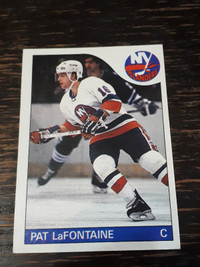 1985-86 O-Pee-Chee Hockey Pat LaFontaine Card #137