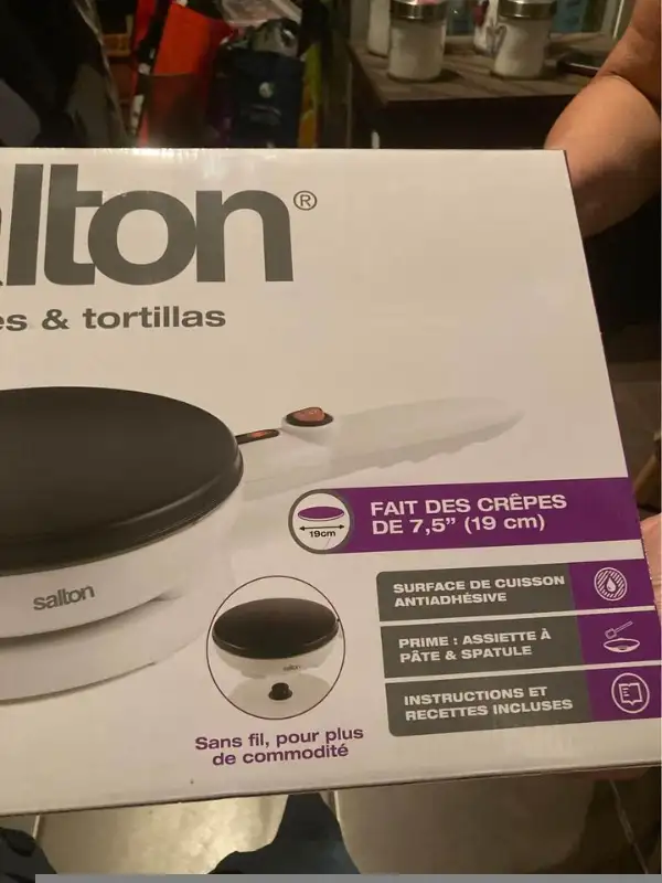 poêle a crêpe in Other in Sherbrooke - Image 3