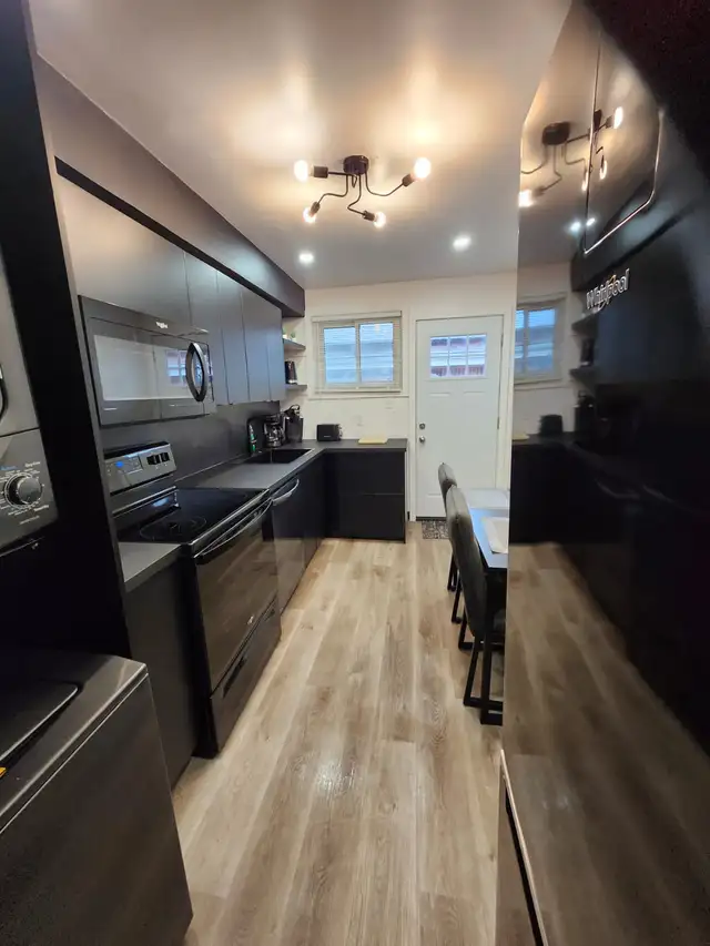 Sept 20 -- Central Fully Furnished 2 Bedroom in Short Term Rentals in Sudbury - Image 9