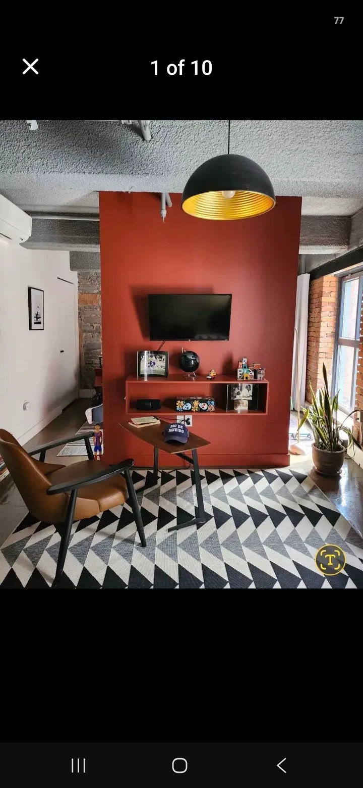 OLD PORT Sublease — photo 1