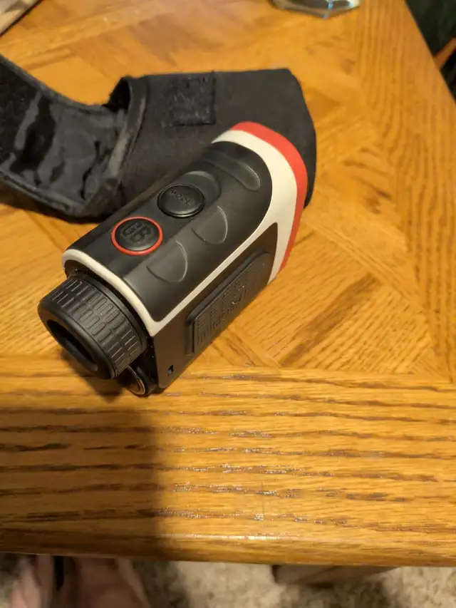 GOLFBUDDY 2S Golf Range Finder with Slope Yard Laser Rangefinder in Golf in Calgary - Image 3