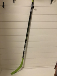 New… Winnwell Q5- Youth Hockey stick