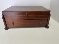 Jewellery/Jewelry Treasure Chest Box #4: Fort Erie