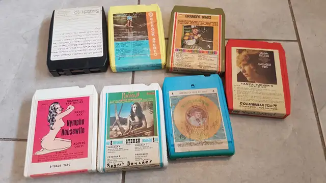 8 track player, blank tapes, cassette adaptors in Stereo Systems & Home Theatre in Sudbury - Image 5