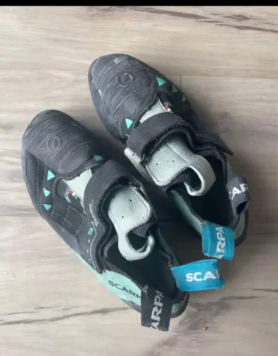 Scarpa instinct vs 10.5, View more