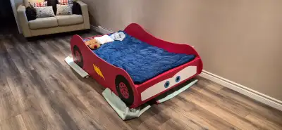 Lit Flash McQueen pour enfant, View more