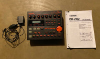 Boss DR 202 - drum machine w/Boss power supply 