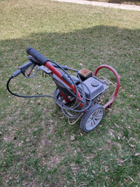 PRESSURE WASHER FOR SALE. WORKS GOOD, NEEDS WAND.