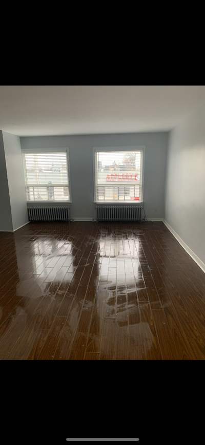 Near Ossington /bloor st w subway station 3rd floor one apartment for rent 2 bedrooms 1 washroom Tex...