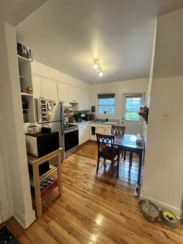 Ahuntsic CESSION DE BAIL- grand 4 ½ -RDC , DISPO Novembre in Long Term Rentals in City of Montréal - Image 5