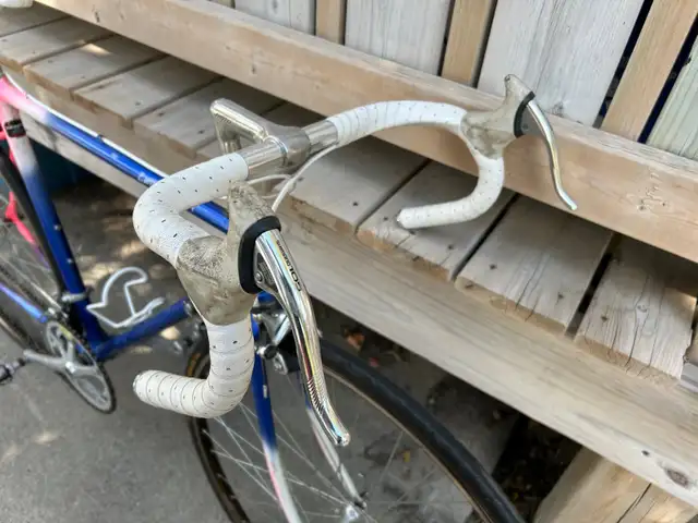 Road Bike in Road in Cambridge - Image 7