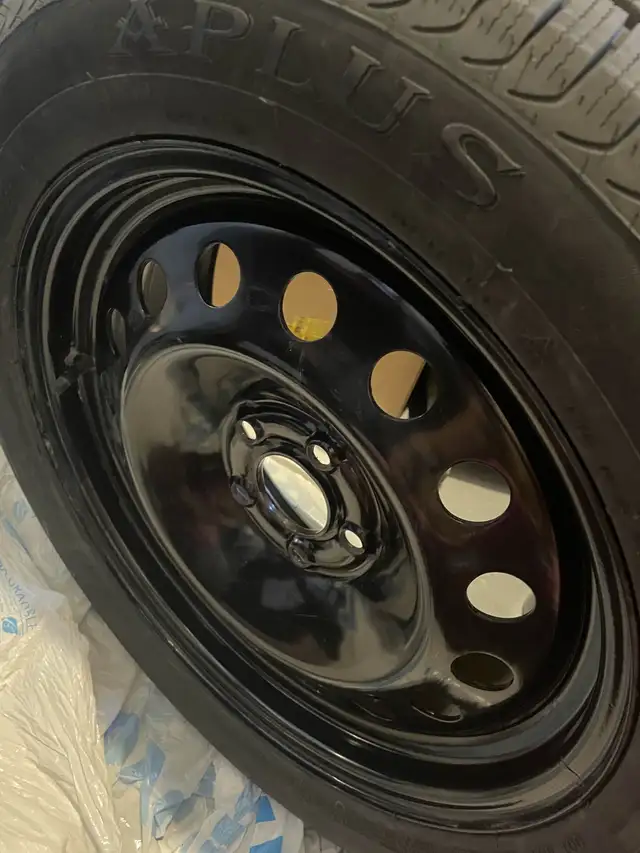 17-inch Winter Tires (comes with rims) 225/50R17 in Tires & Rims in Ottawa - Image 2