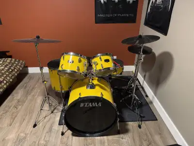 Tama Inperialstar model IE52CELY with 22” bass drum, View more