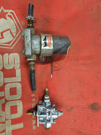 Holley fuel  pump and regulator 