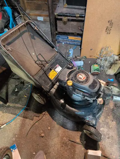 Excellent working lawnmower , View more