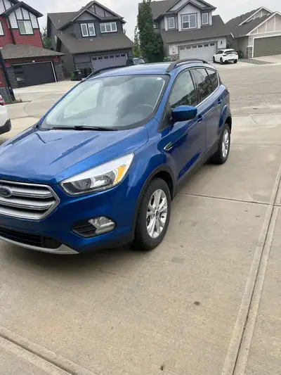 I’m selling my 2018 Ford escape SE 4WD, in mint condition inside out VERY LOW km. 131000 only! Power...